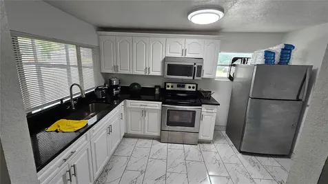 11679 N 301 Highway Thonotosassa FL 33592