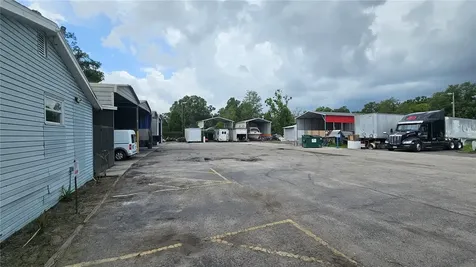 11679 N 301 Highway Thonotosassa FL 33592