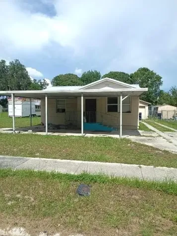 125 Nelson Street Auburndale FL 33823