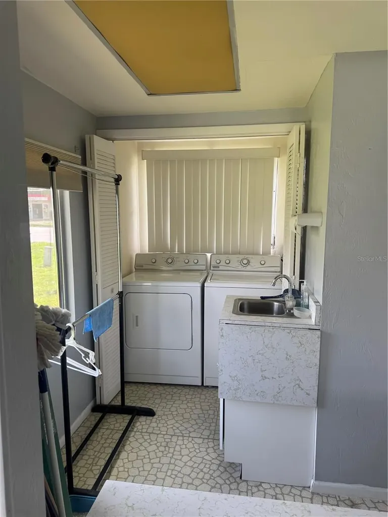 2201 Croton Court Lehigh Acres FL 33936