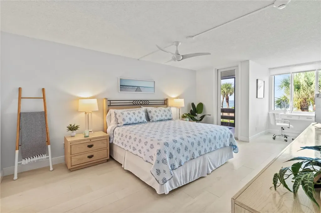 724 Bayport Way Longboat Key FL 34228