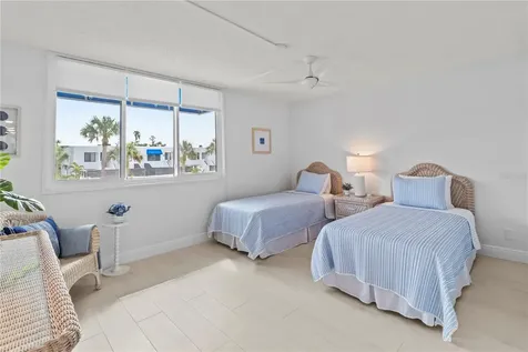 724 Bayport Way Longboat Key FL 34228