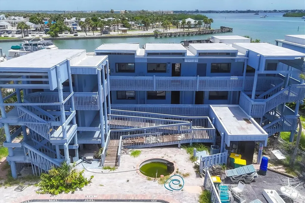 1815 Gulf Boulevard Englewood FL 34223