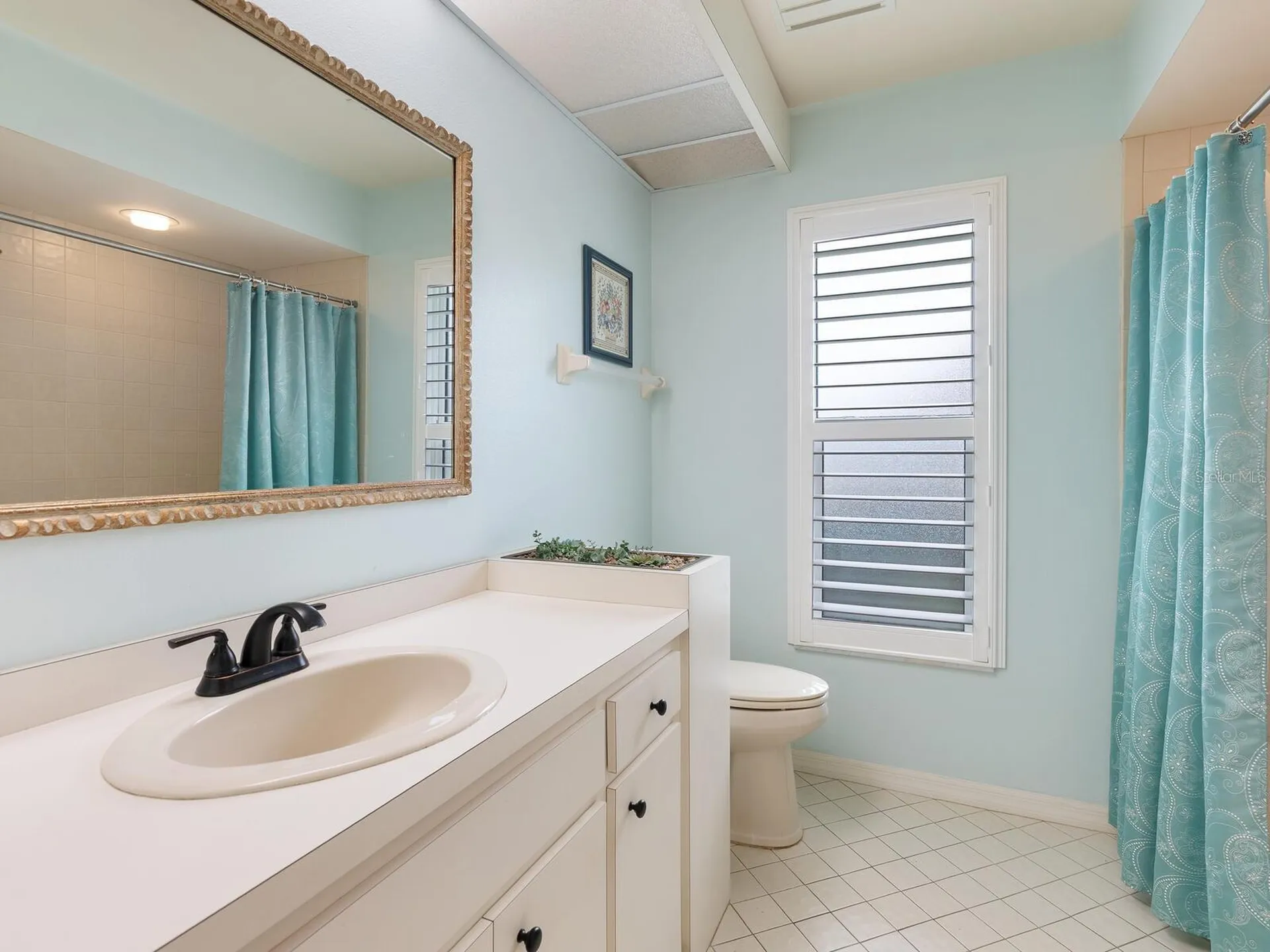 4004 Wilshire Circle E Sarasota FL 34238