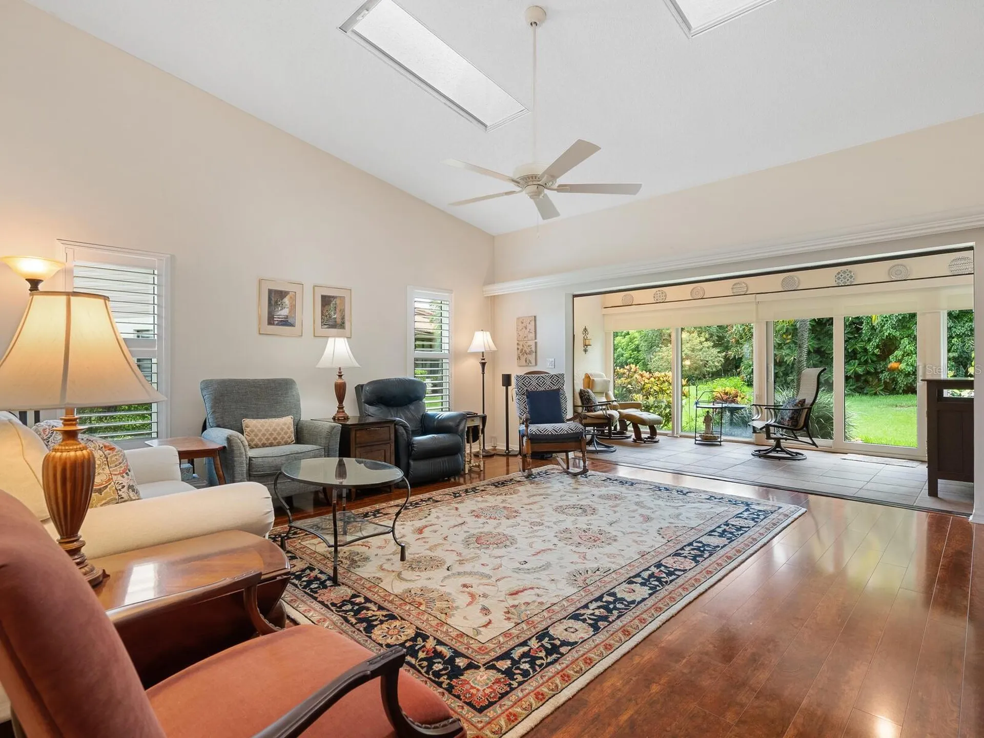 4004 Wilshire Circle E Sarasota FL 34238