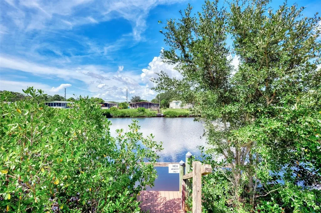 1391 Flamingo Drive Englewood FL 34224