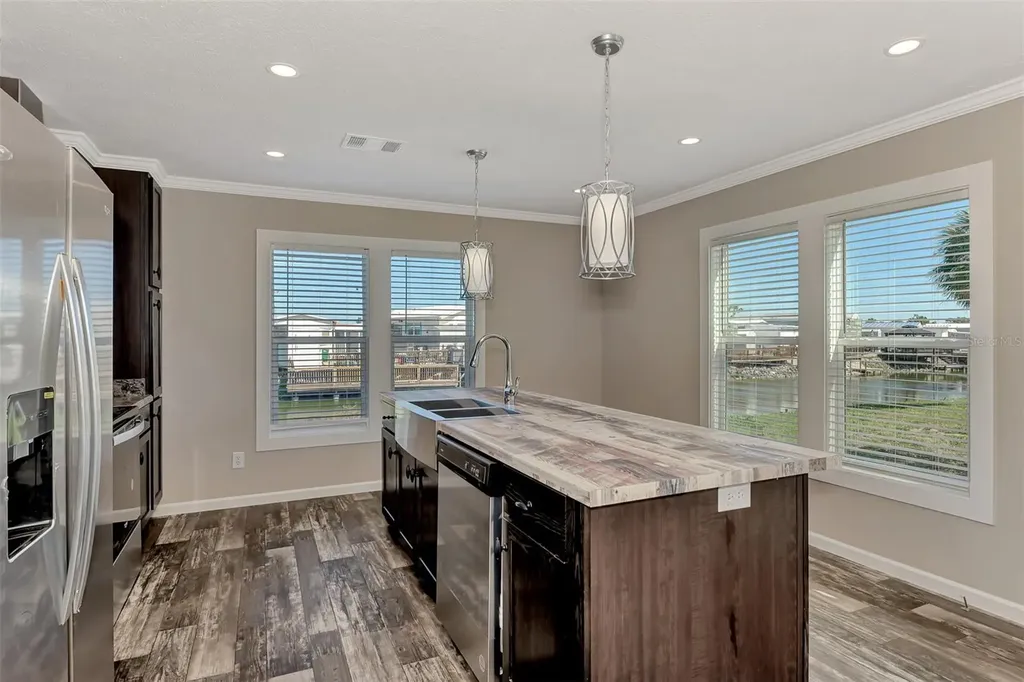 1391 Flamingo Drive Englewood FL 34224