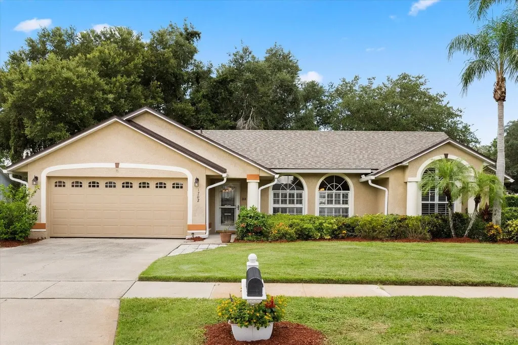 1702 Singing Palm Drive Apopka FL 32712