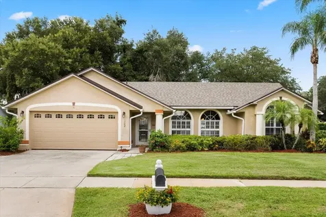1702 Singing Palm Drive Apopka FL 32712