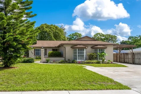 313 E Hillcrest Street Altamonte Springs FL 32701