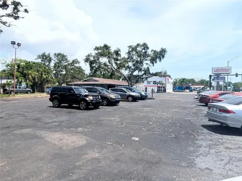 1121 14th Street W Bradenton FL 34205