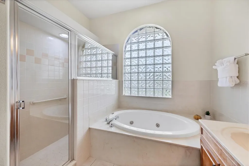 6392 Woodbirch Place Sarasota FL 34238
