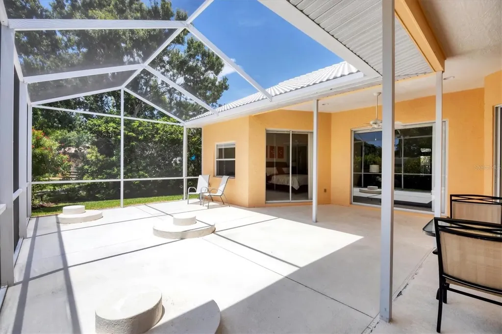 6392 Woodbirch Place Sarasota FL 34238