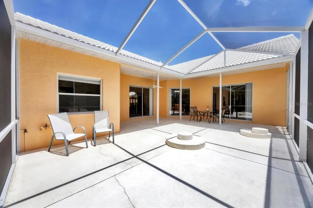 6392 Woodbirch Place Sarasota FL 34238