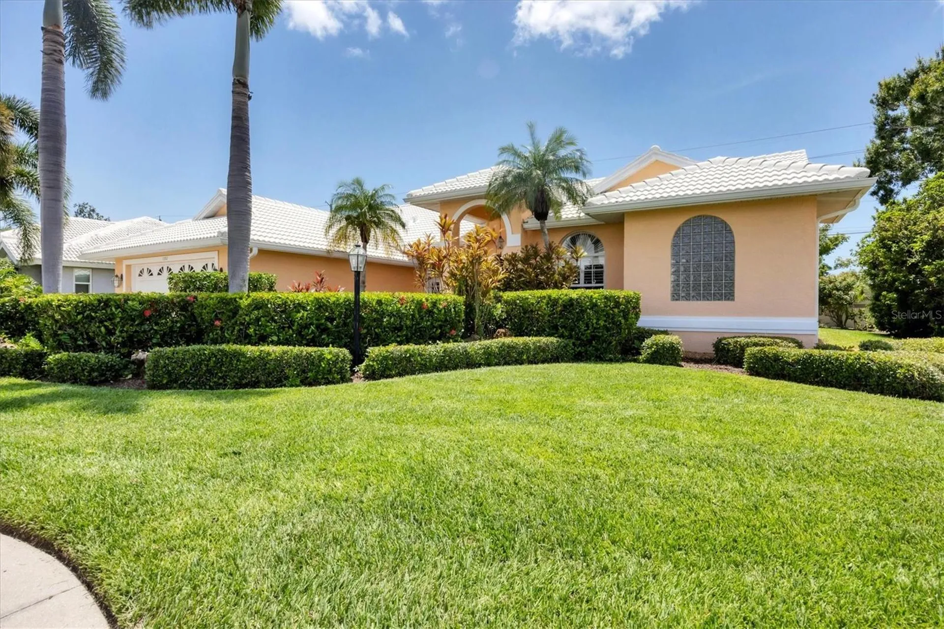6392 Woodbirch Place Sarasota FL 34238