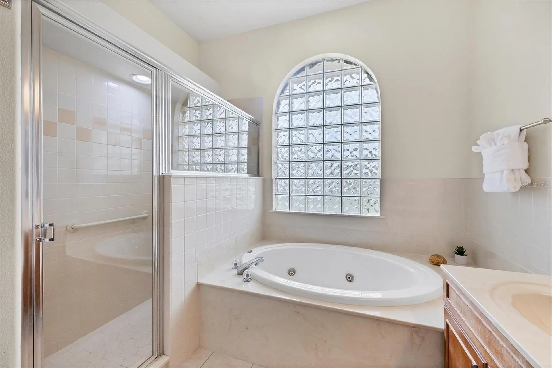 6392 Woodbirch Place Sarasota FL 34238