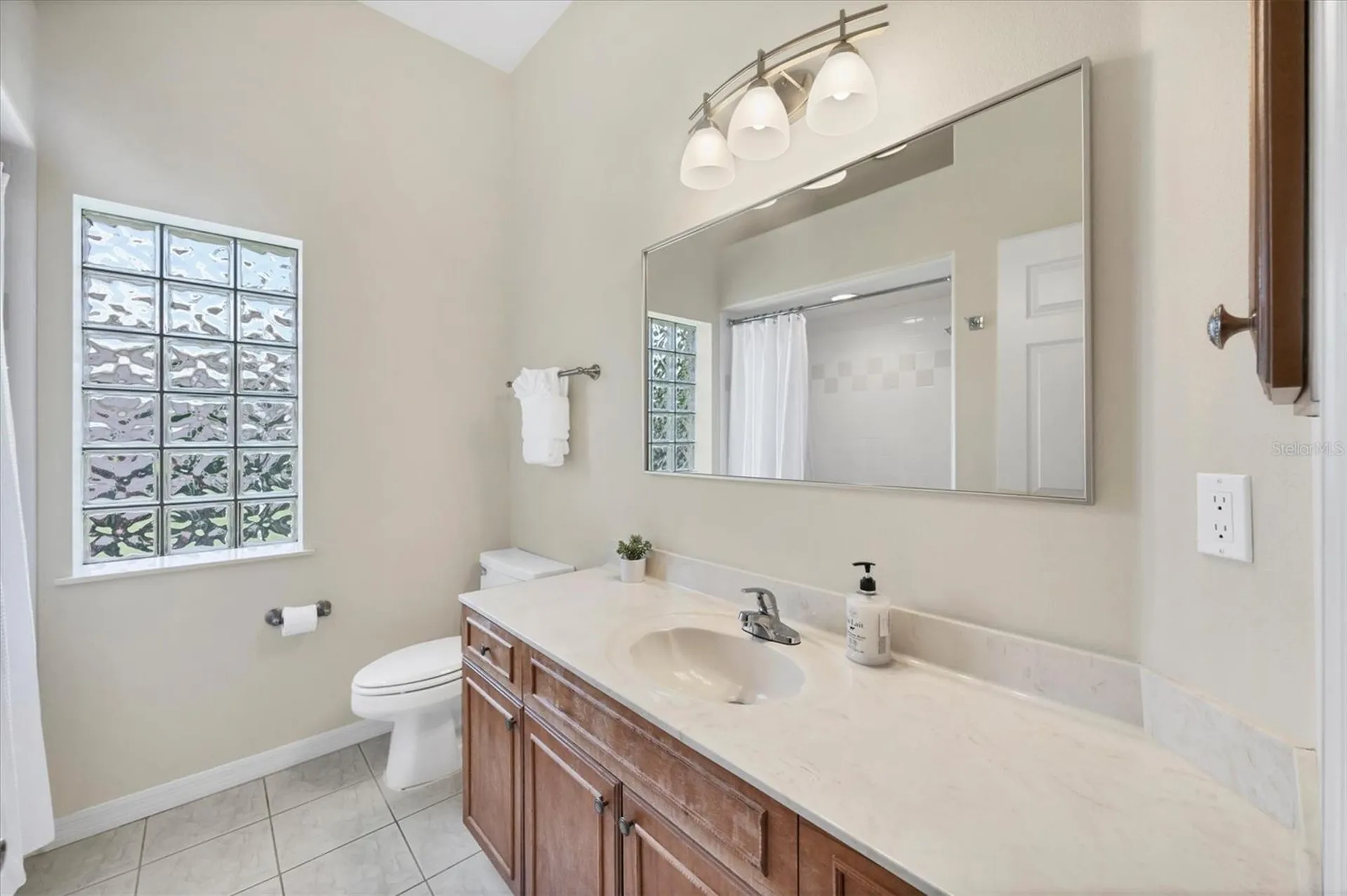 6392 Woodbirch Place Sarasota FL 34238