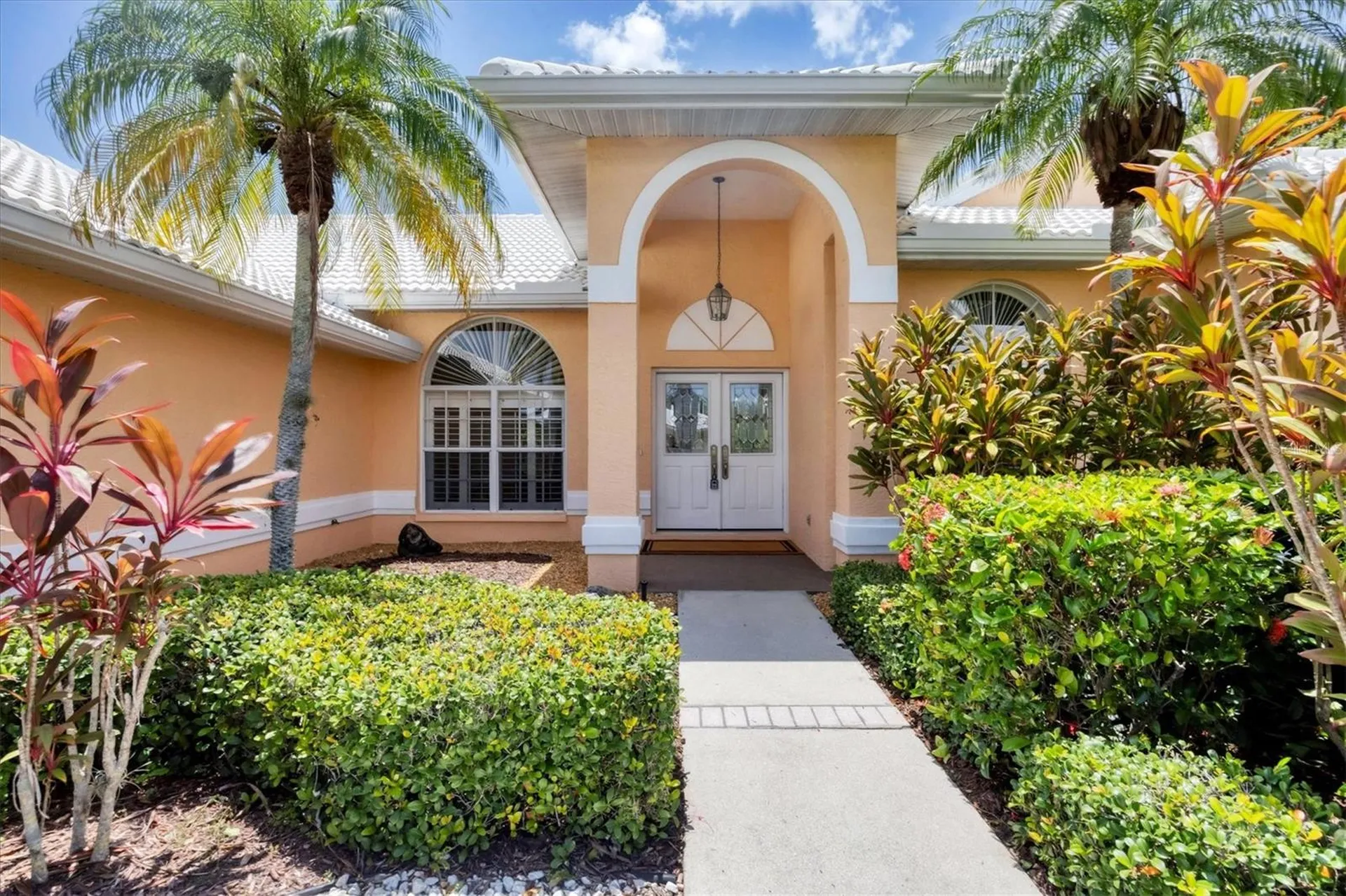6392 Woodbirch Place Sarasota FL 34238