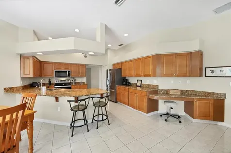 6392 Woodbirch Place Sarasota FL 34238