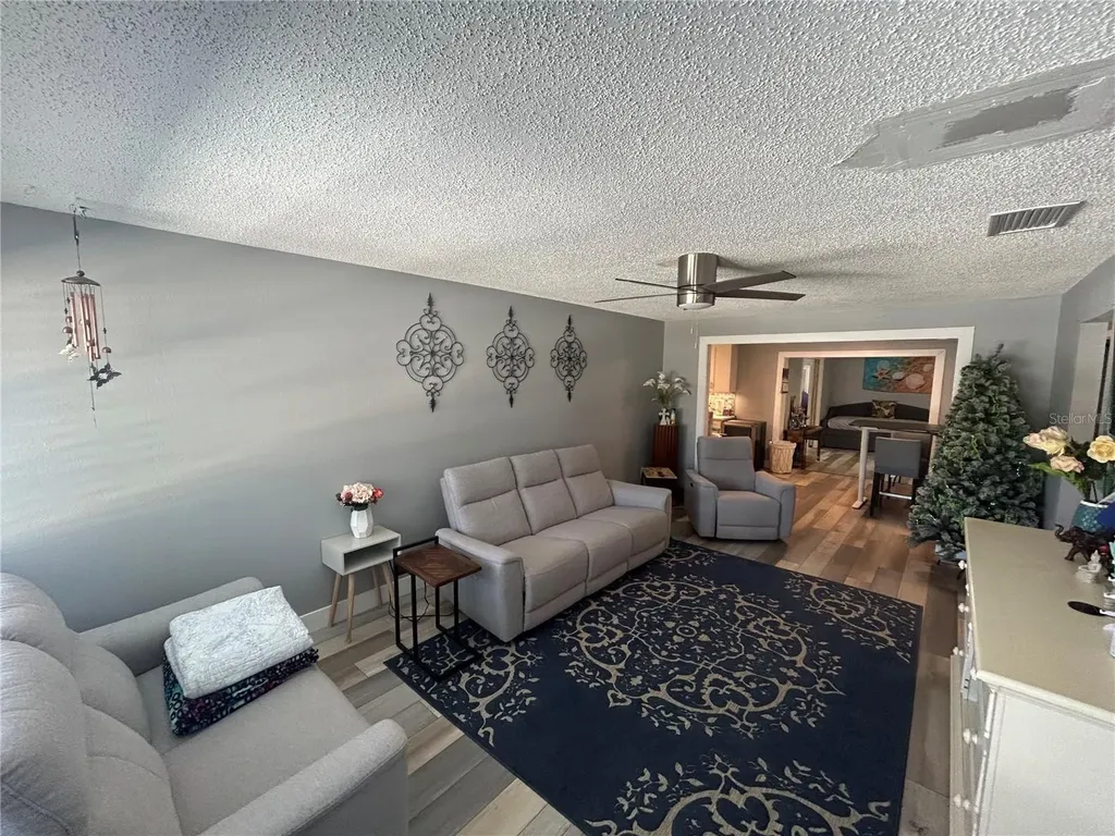 5708 27th Avenue S Gulfport FL 33707