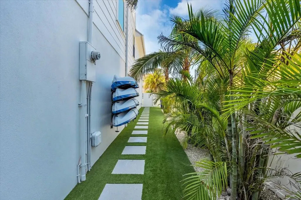 229 Willow Avenue Anna Maria FL 34216