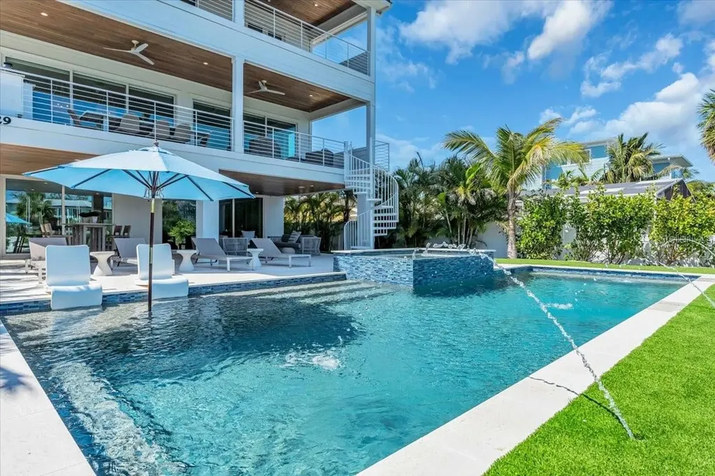 229 Willow Avenue Anna Maria FL 34216