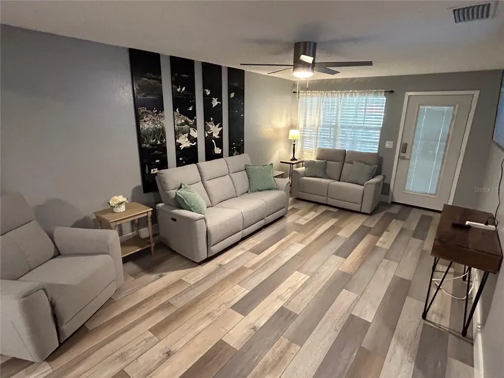 5702 27th Avenue S Gulfport FL 33707