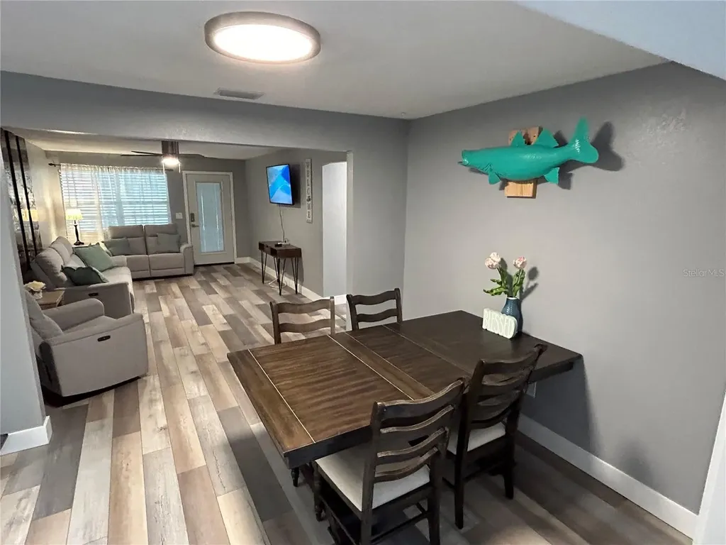 5702 27th Avenue S Gulfport FL 33707