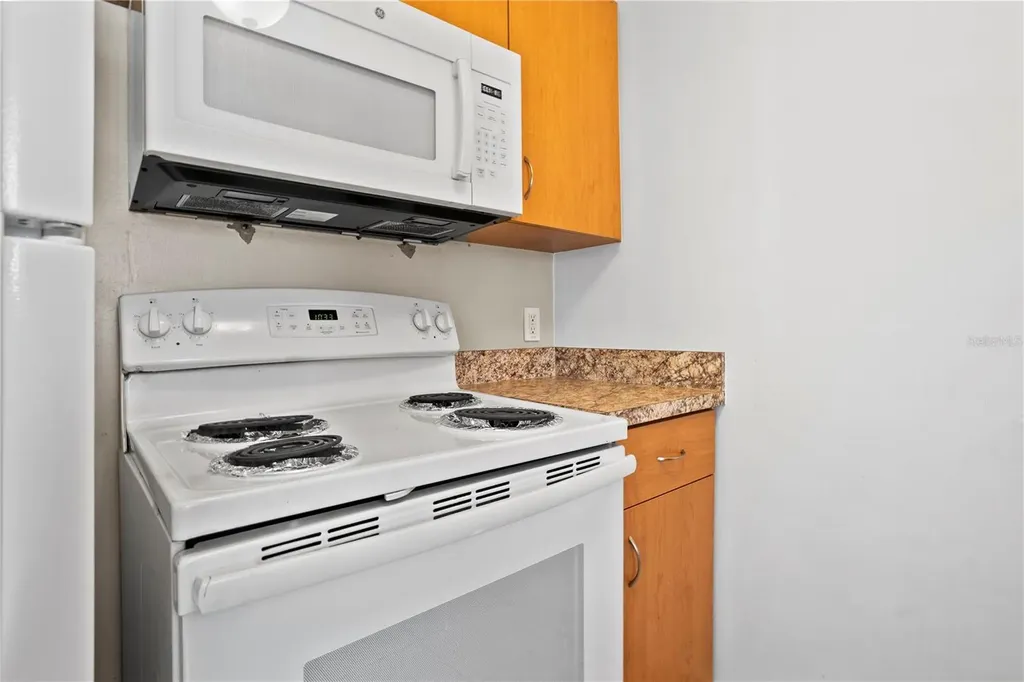 303 Ridge Boulevard South Daytona FL 32119