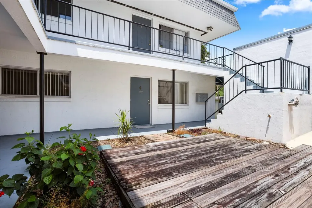 303 Ridge Boulevard South Daytona FL 32119