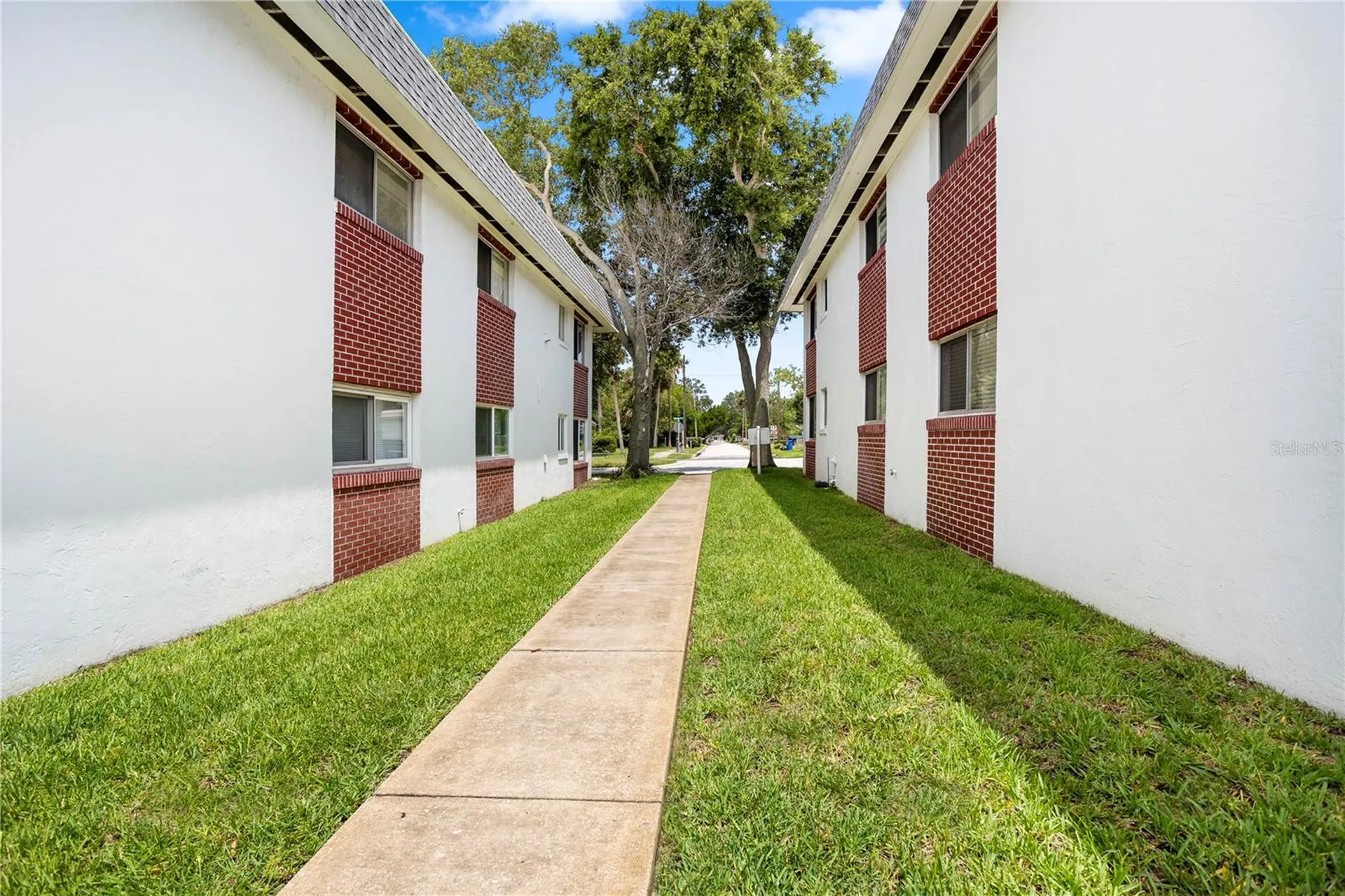 303 Ridge Boulevard South Daytona FL 32119