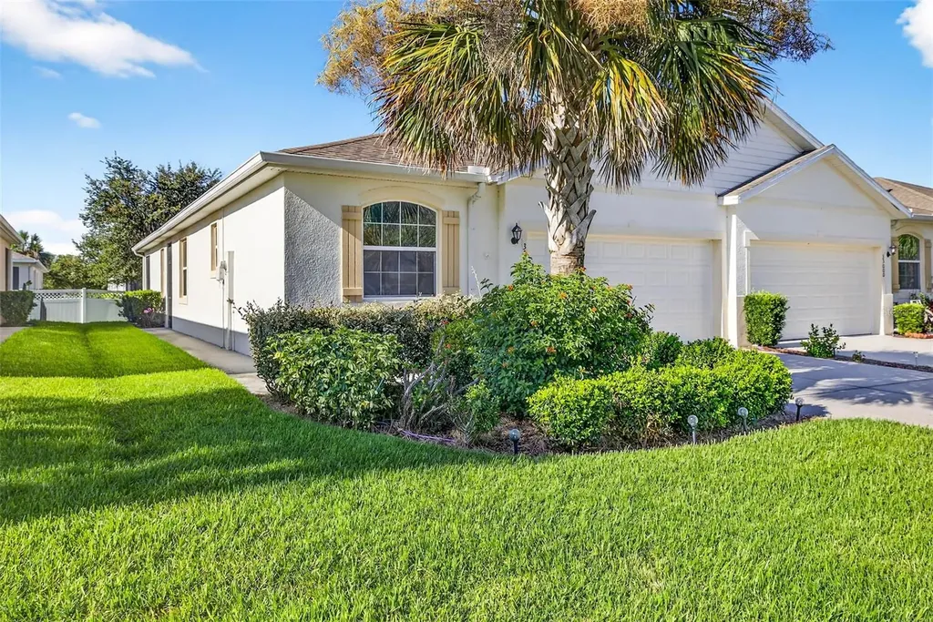 33006 Windelstraw Drive Wesley Chapel FL 33545