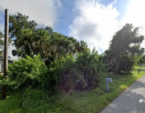 Lot 16 Zoratoa Avenue North Port FL 34286