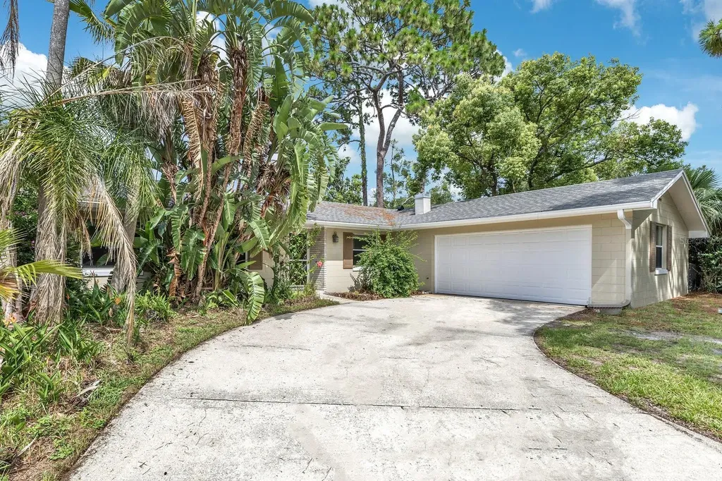 2006 Ponderosa Avenue Winter Park FL 32792