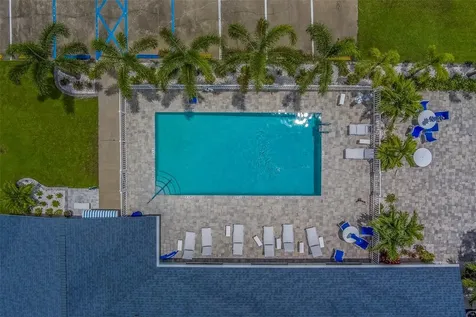 16940 Us Highway 19 N Clearwater FL 33764