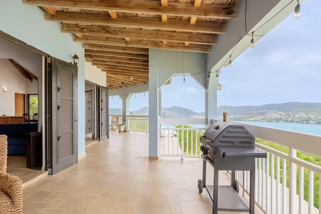 Calle 250 Playa Sardinera Ii Culebra PR 00775