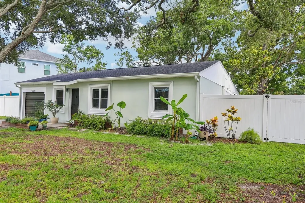 4323 S Trask Street Tampa FL 33611