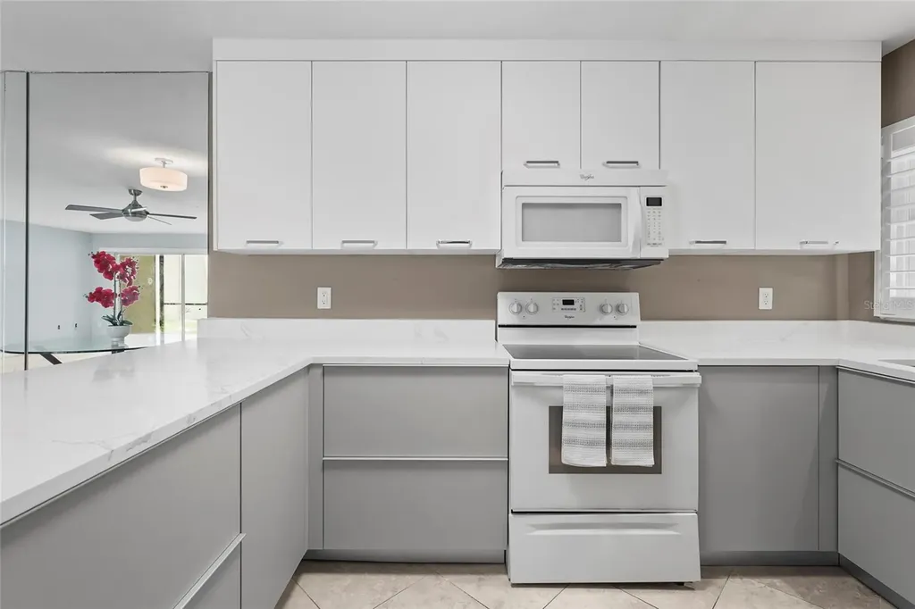 4660 Ocean Boulevard Sarasota FL 34242