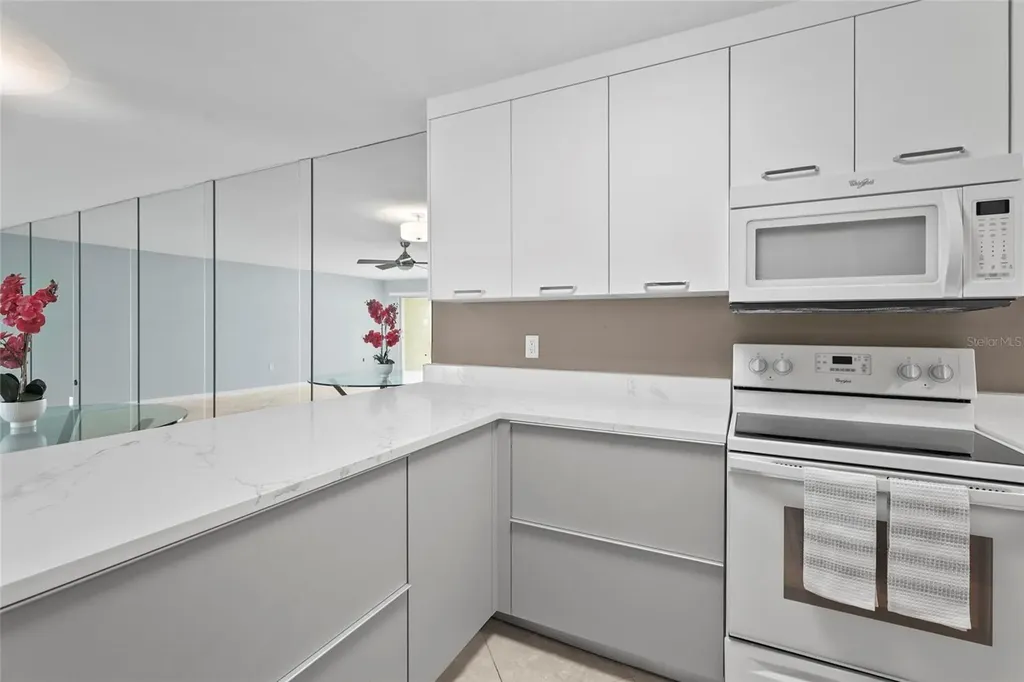 4660 Ocean Boulevard Sarasota FL 34242