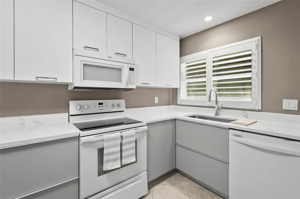 4660 Ocean Boulevard Sarasota FL 34242