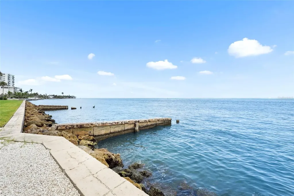 4660 Ocean Boulevard Sarasota FL 34242