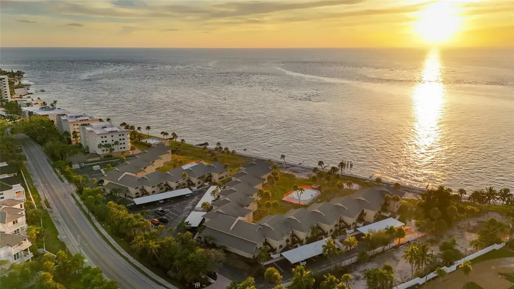 4660 Ocean Boulevard Sarasota FL 34242