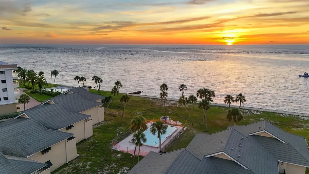 4660 Ocean Boulevard Sarasota FL 34242