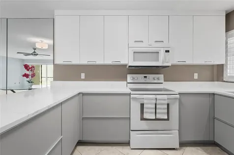 4660 Ocean Boulevard Sarasota FL 34242