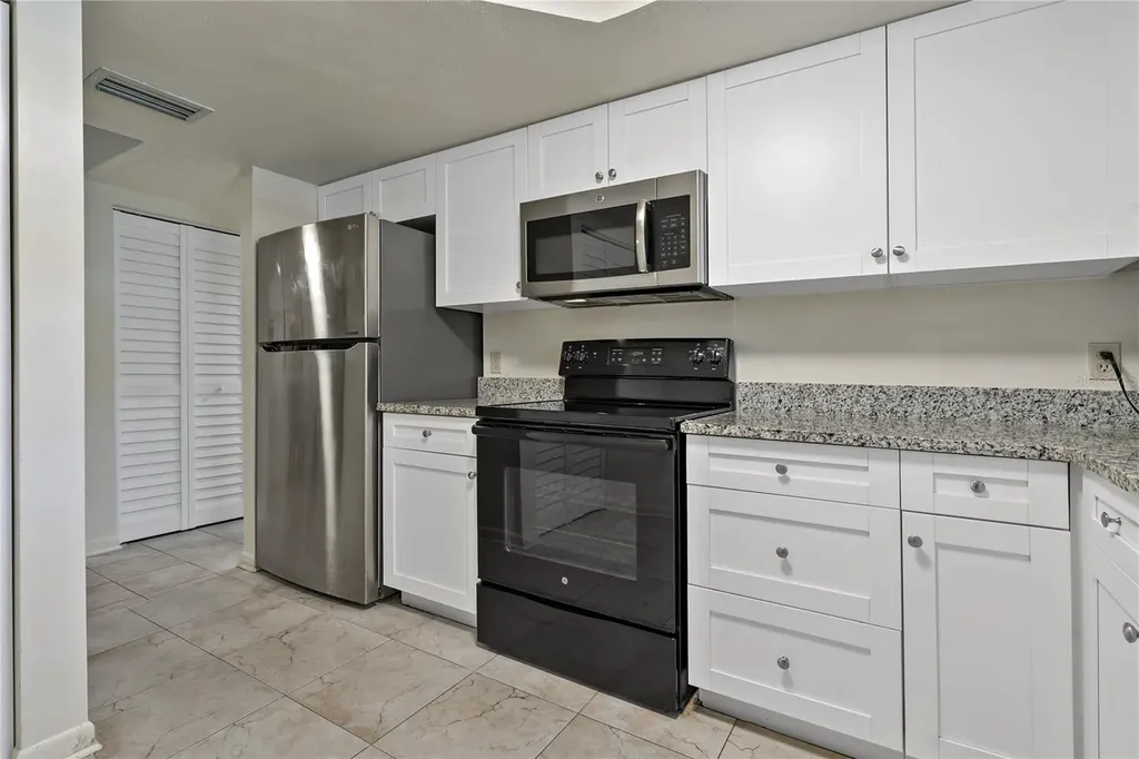 300 S Florida Avenue Tarpon Springs FL 34689
