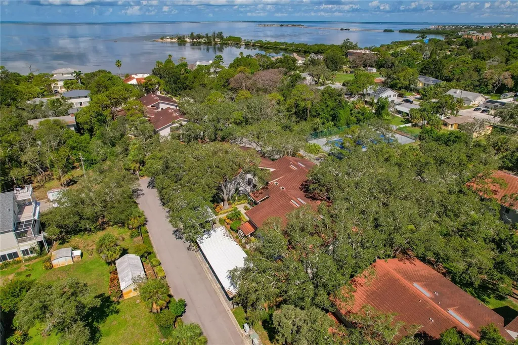 300 S Florida Avenue Tarpon Springs FL 34689