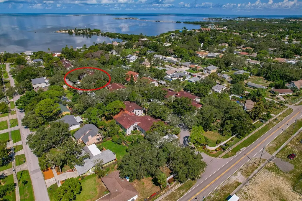 300 S Florida Avenue Tarpon Springs FL 34689
