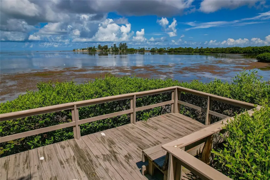 300 S Florida Avenue Tarpon Springs FL 34689