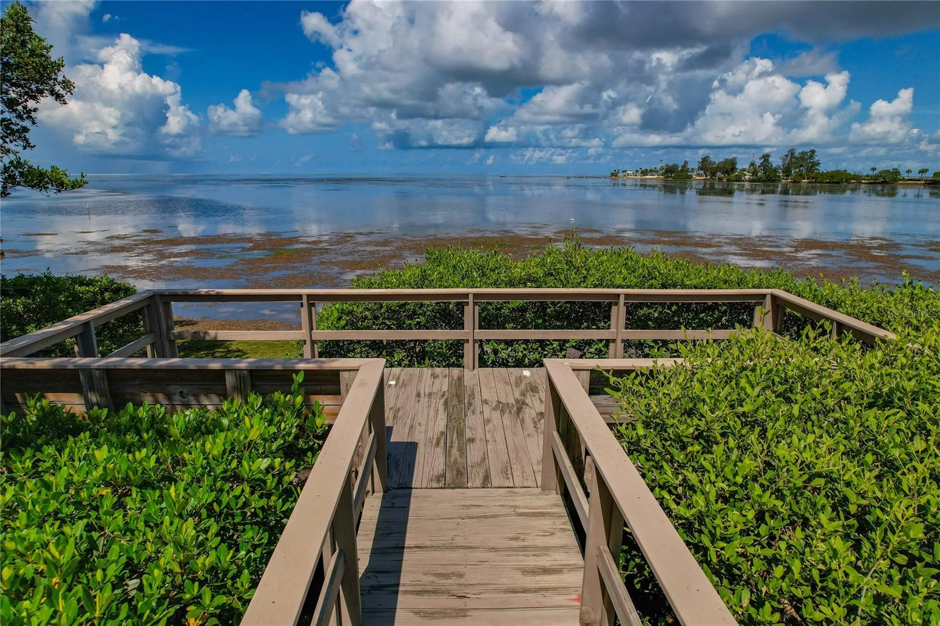 300 S Florida Avenue Tarpon Springs FL 34689