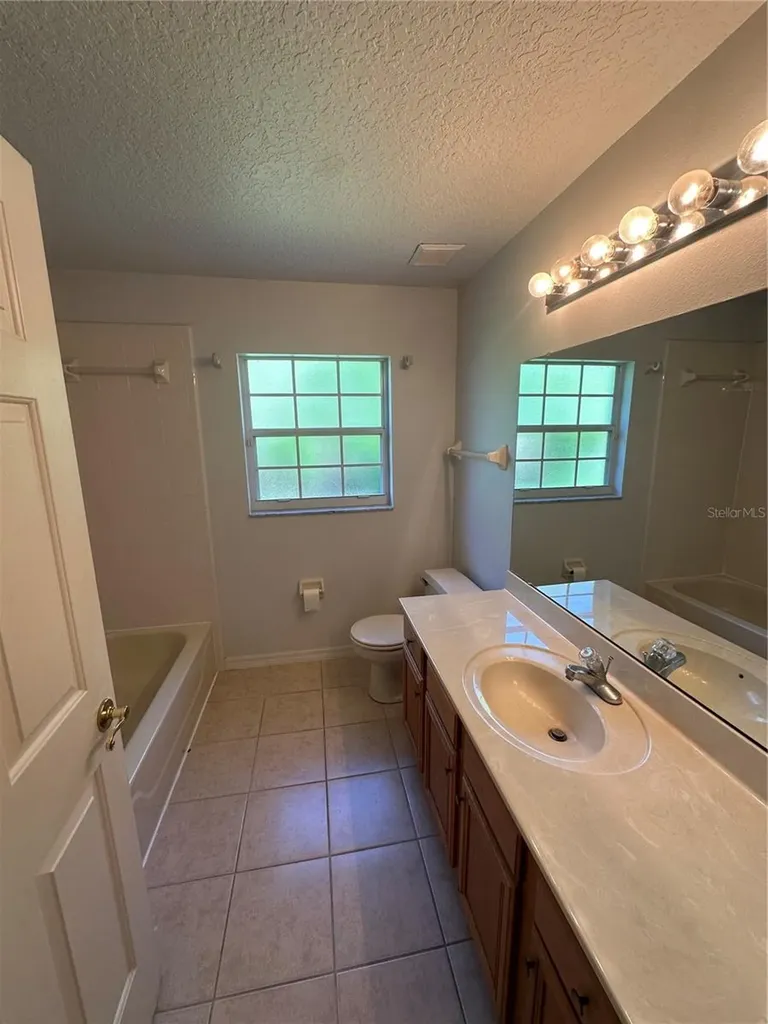 2823 Drifting Lilly Loop Kissimmee FL 34747
